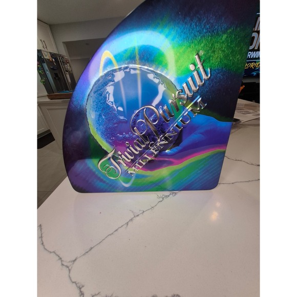 Trivial Pursuit Other - Trivial Pursuit Millennium Board Game Complete‎ Collectible Edition